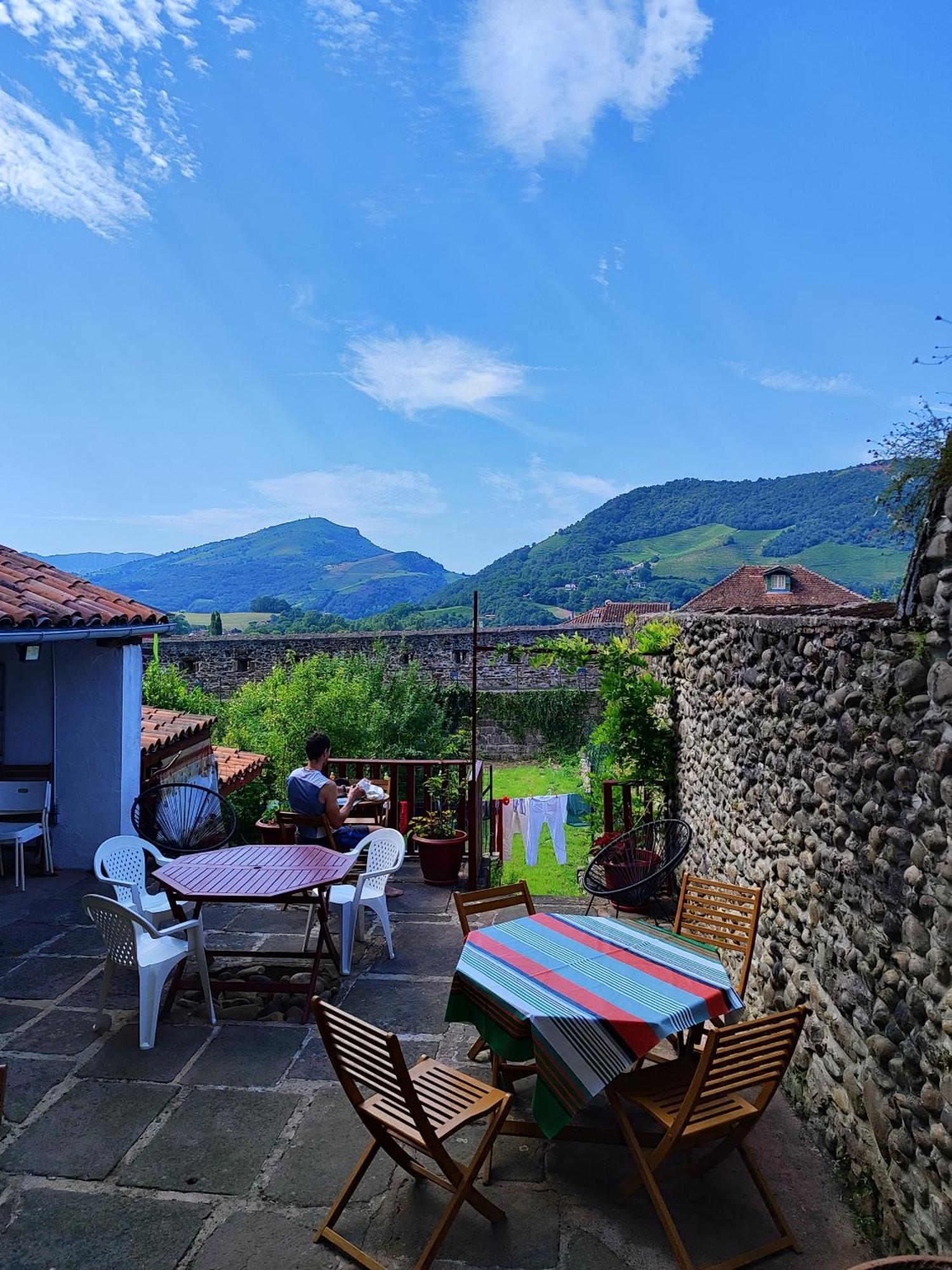 L'Auberge Du Pelerin - St Jean Pied De Port 생장피드포르 외부 사진